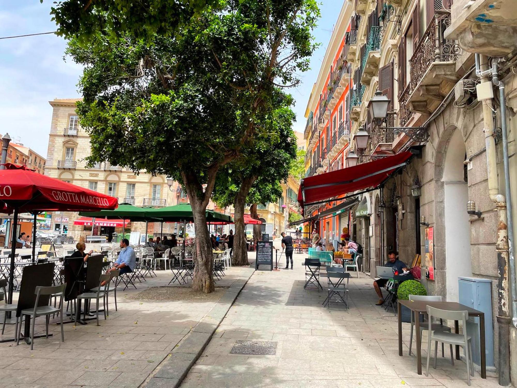 Alle Scalette Santa Teresa كالياري المظهر الخارجي الصورة