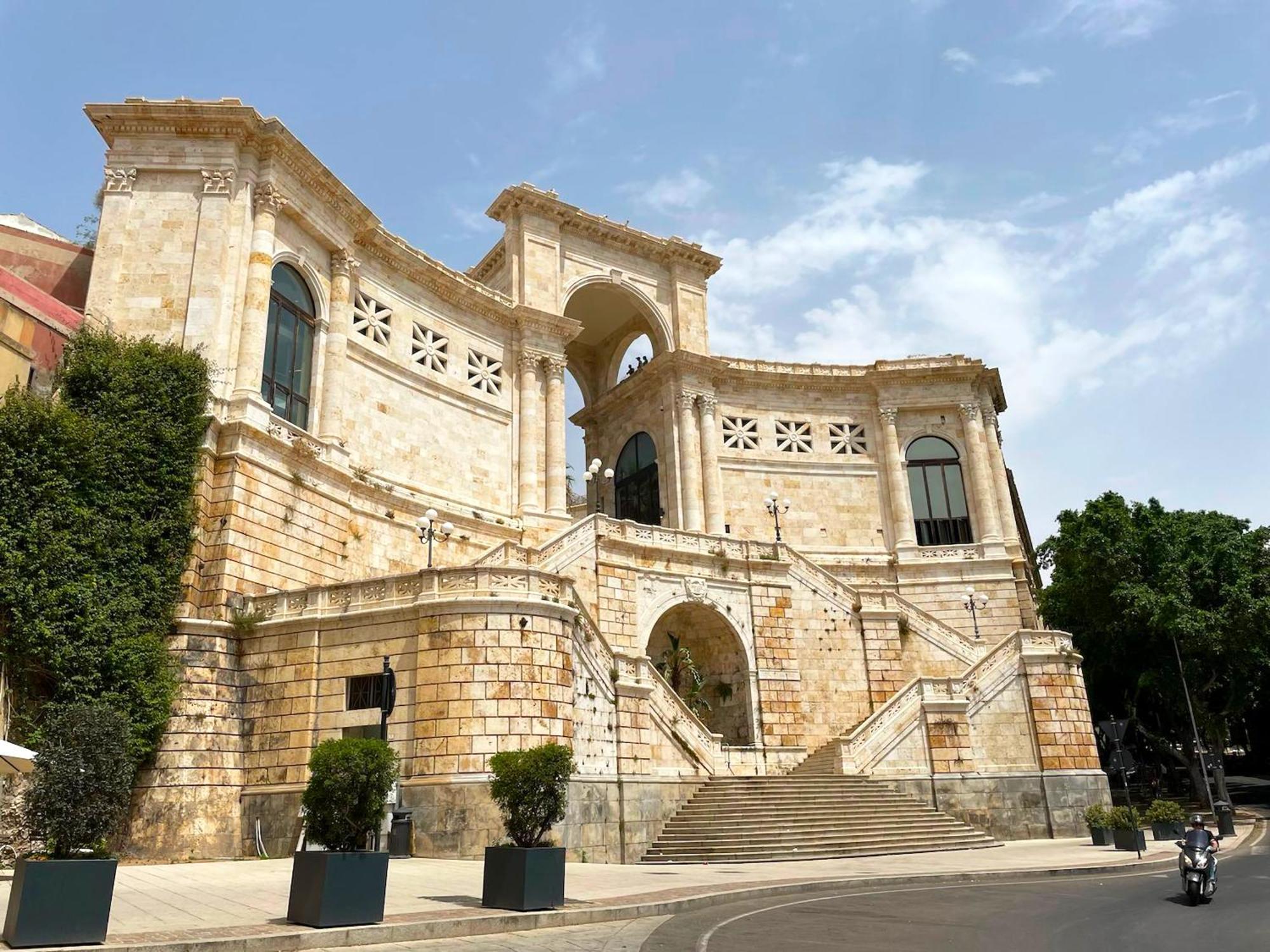 Alle Scalette Santa Teresa كالياري المظهر الخارجي الصورة