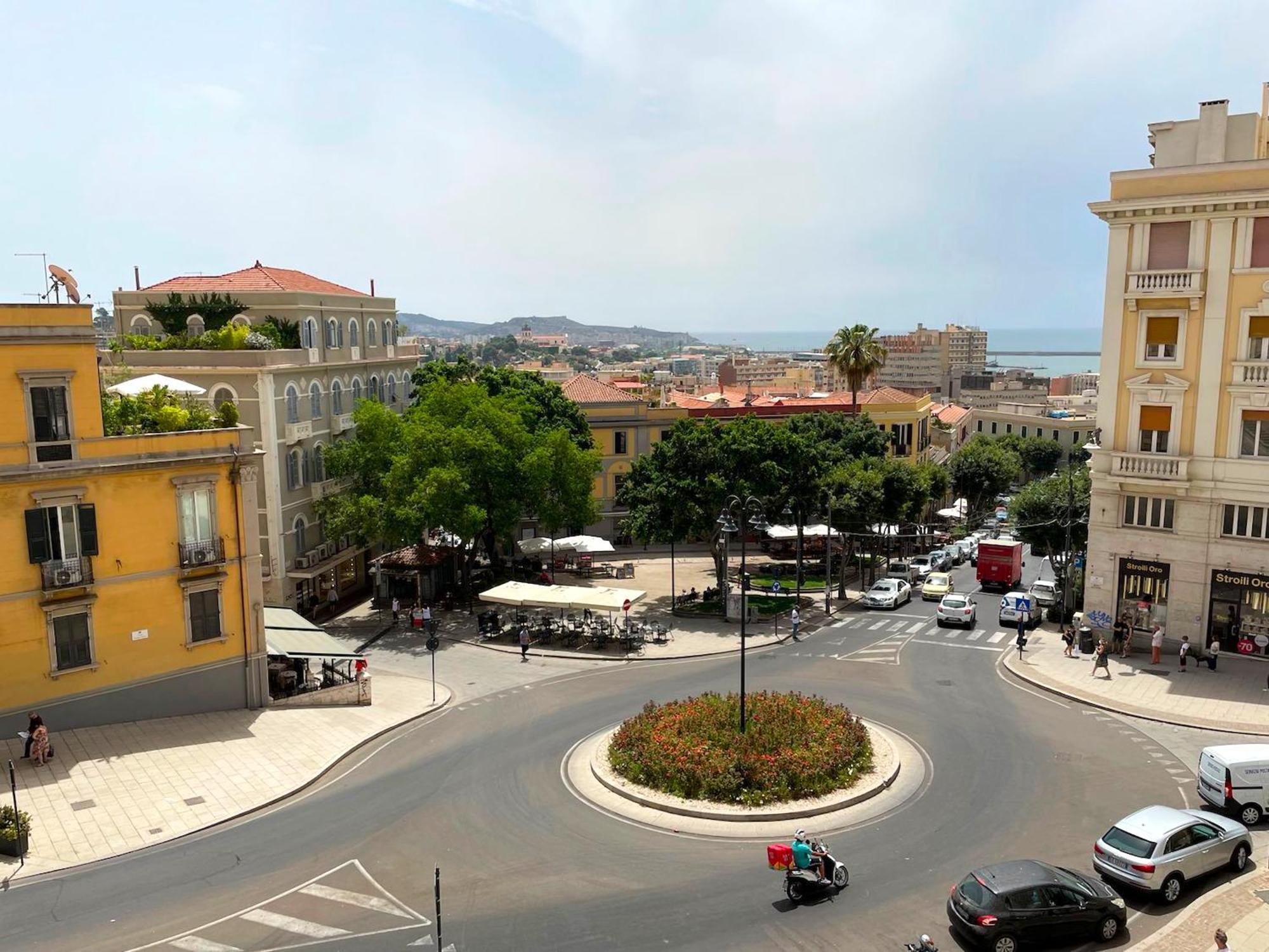 Alle Scalette Santa Teresa كالياري المظهر الخارجي الصورة