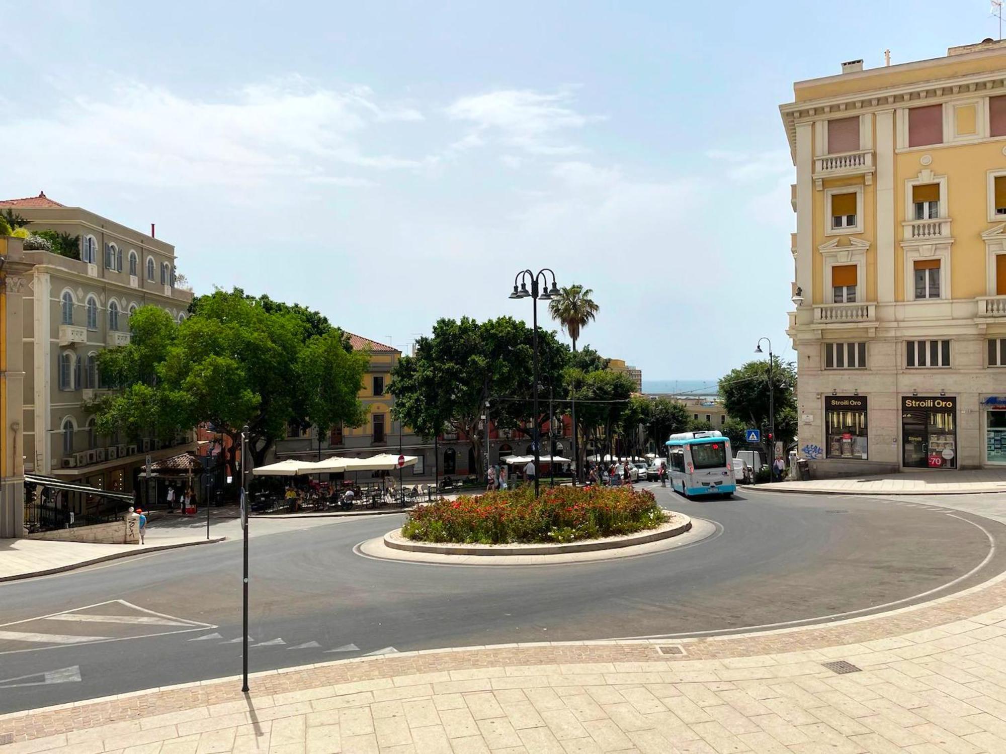 Alle Scalette Santa Teresa كالياري المظهر الخارجي الصورة